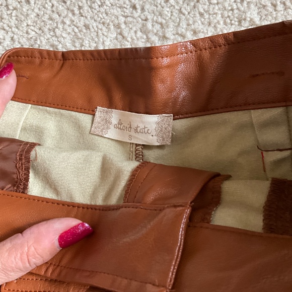 New Faux Leather short with belt size small - Picture 3 of 3